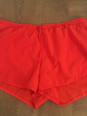 Old Navy Go Dry Women’s Red Elastic Waist Shorts
